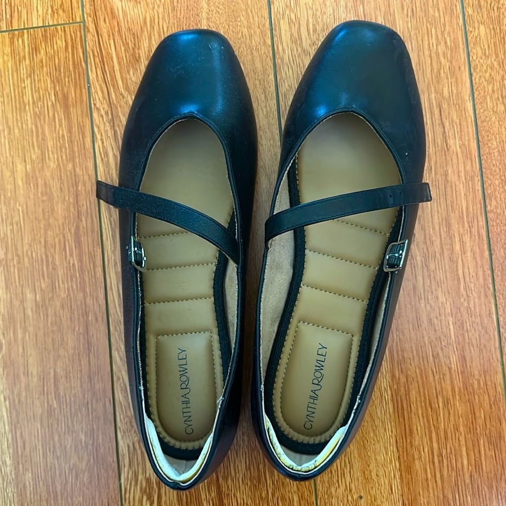 Cynthia Rowley black mary Jane’s